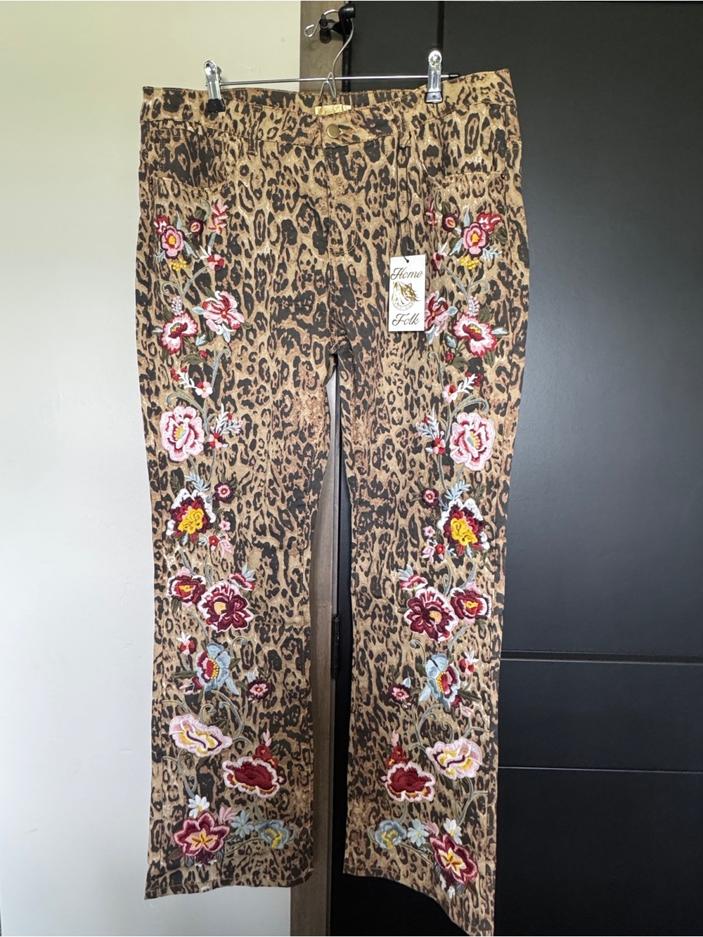 Home Folk Women’s Embroidered Floral Bootcut Jeans